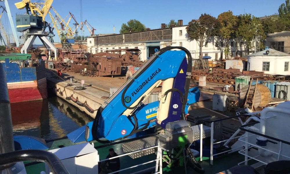 Cranes and davits-1
