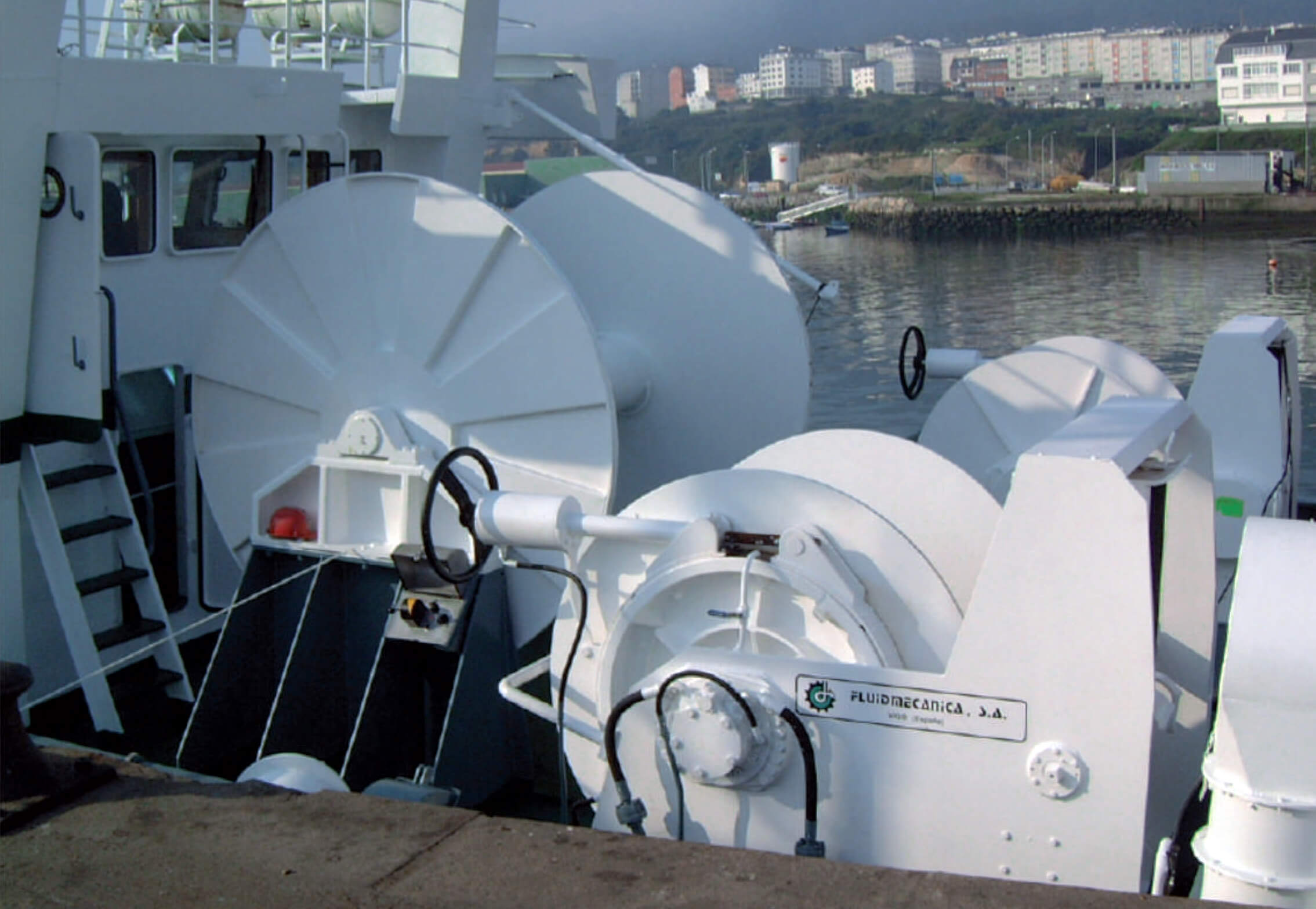 TRAWL WINCHES-1